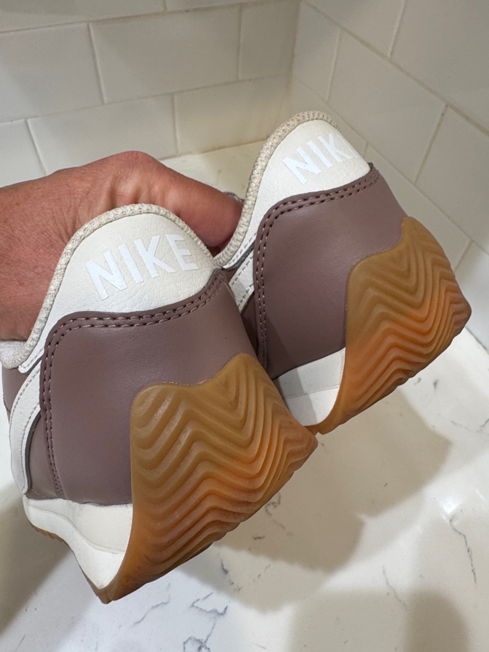 Nike Women's Brown and White Sneakers Size: 7.5 - Picture 11 of 12